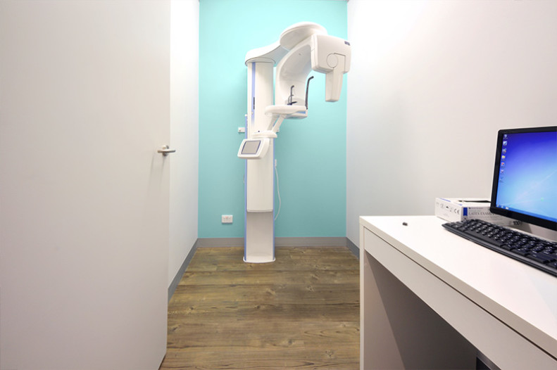 United Smiles | Teeth Whitening System - Dentist Mernda